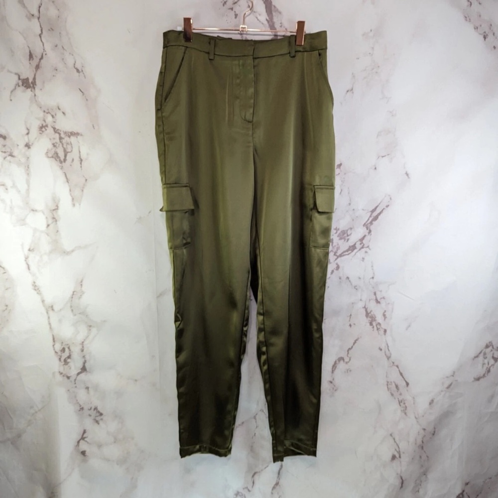 Bailey 44 Pants Womens Medium Green Satin High Rise Straight Cargo Crop NWT